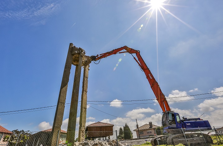 excavadora de alto alcance