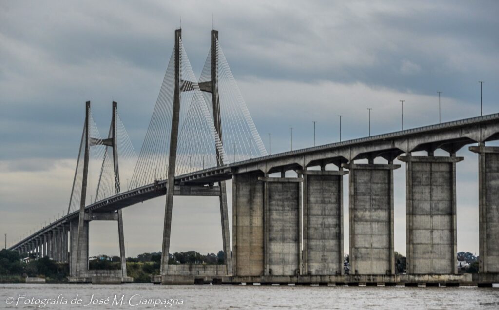 Puente Rosario-Victoria